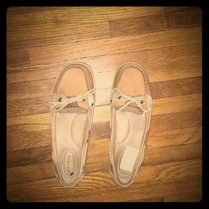 SPERRY TOP SIDERS (BOAT SHOES)!!!!